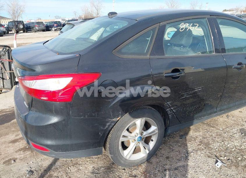 Photo 6 of 2013 Ford Focus SE (VIN 1FADP3F22DL178509)