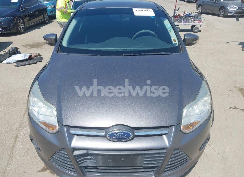 Photo 12 of 2013 Ford Focus SE (VIN 1FADP3F22DL190336)