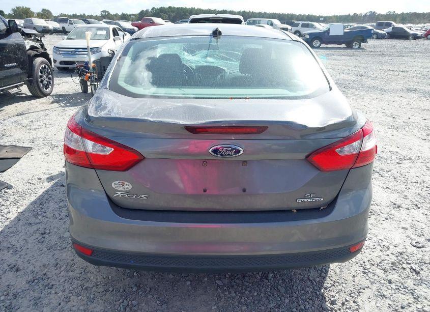 Photo 16 of 2013 Ford Focus SE (VIN 1FADP3F22DL217566)