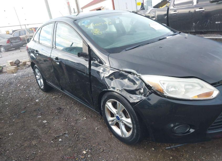 Photo 6 of 2013 Ford Focus SE (VIN 1FADP3F22DL242502)