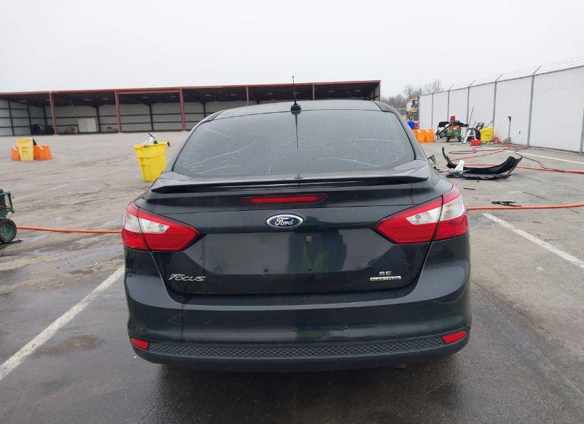 Photo 16 of 2013 Ford Focus SE (VIN 1FADP3F22DL312628)