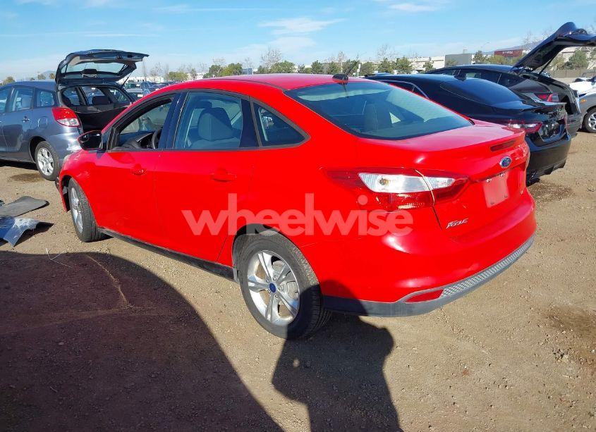 Photo 3 of 2013 Ford Focus SE (VIN 1FADP3F22DL341949)