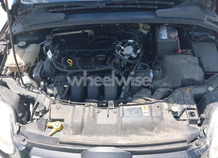Photo 10 of 2013 Ford Focus SE (VIN 1FADP3F22DL353728)