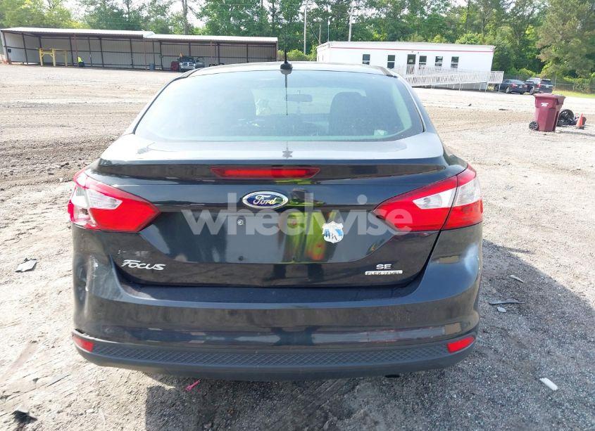 Photo 16 of 2014 Ford Focus SE (VIN 1FADP3F22EL102788)
