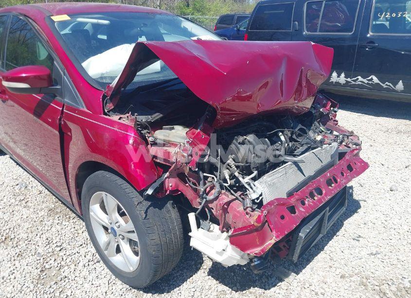 Photo 17 of 2014 Ford Focus SE (VIN 1FADP3F22EL105528)