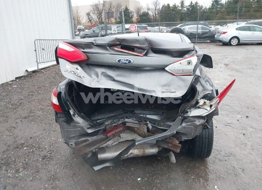 Photo 16 of 2014 Ford Focus SE (VIN 1FADP3F22EL110079)