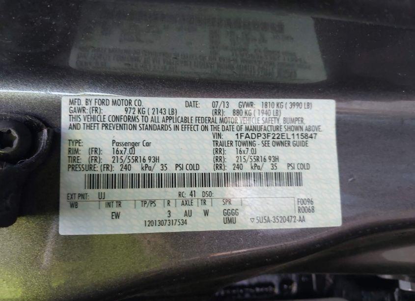 Photo 9 of 2014 Ford Focus SE (VIN 1FADP3F22EL115847)