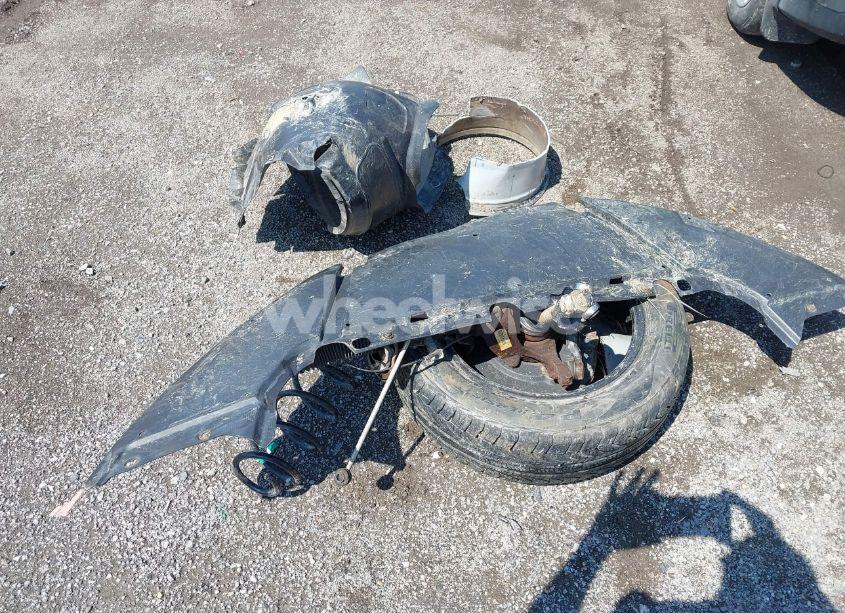 Photo 12 of 2014 Ford Focus SE (VIN 1FADP3F22EL115976)