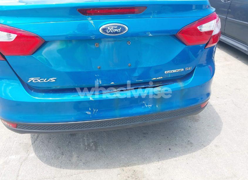 Photo 6 of 2014 Ford Focus SE (VIN 1FADP3F22EL137122)