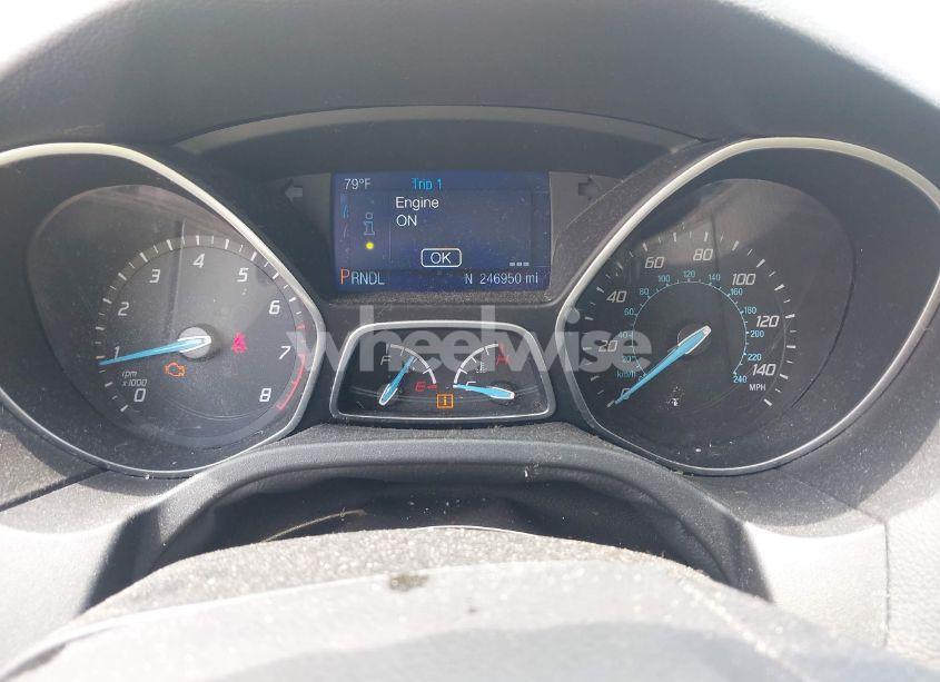 Photo 7 of 2014 Ford Focus SE (VIN 1FADP3F22EL137122)
