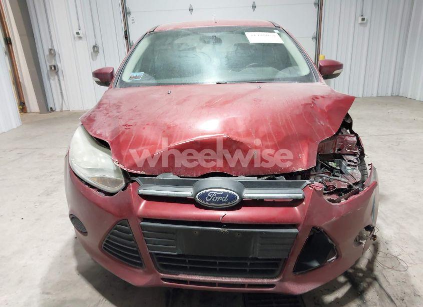 Photo 12 of 2014 Ford Focus SE (VIN 1FADP3F22EL157967)