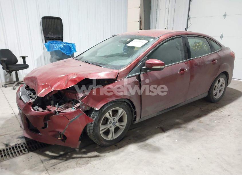 Photo 2 of 2014 Ford Focus SE (VIN 1FADP3F22EL157967)