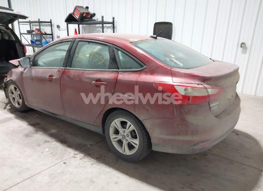 Photo 3 of 2014 Ford Focus SE (VIN 1FADP3F22EL157967)
