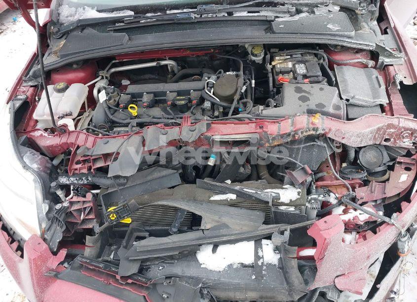 Photo 10 of 2014 Ford Focus SE (VIN 1FADP3F22EL192380)