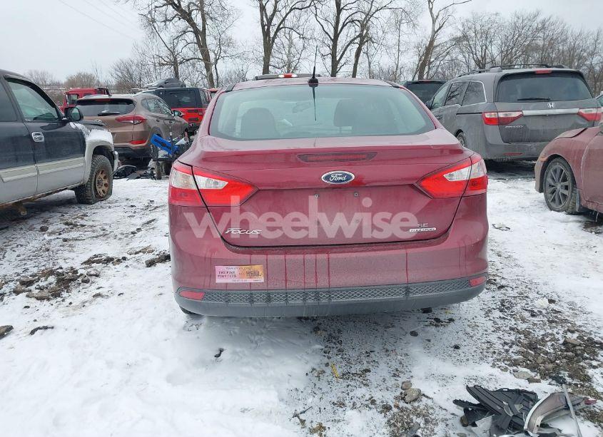 Photo 16 of 2014 Ford Focus SE (VIN 1FADP3F22EL192380)