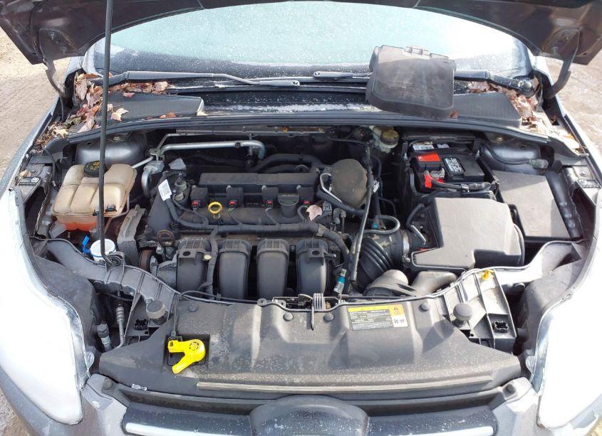 Photo 10 of 2014 Ford Focus SE (VIN 1FADP3F22EL192489)