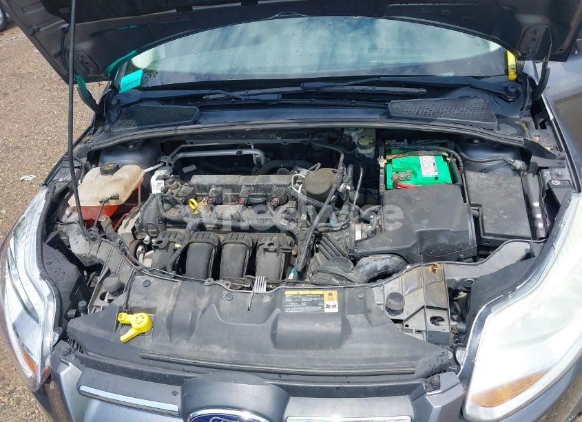 Photo 10 of 2014 Ford Focus SE (VIN 1FADP3F22EL258913)