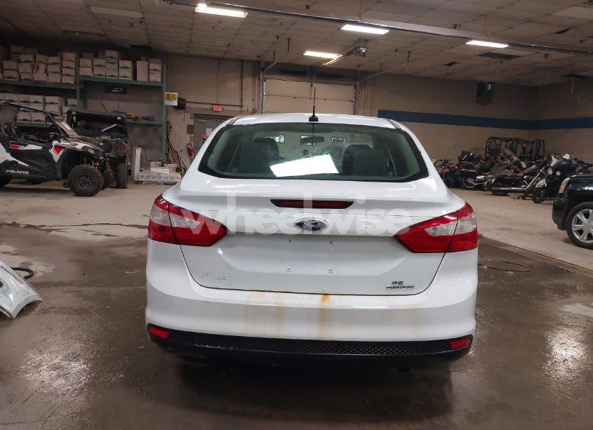 Photo 17 of 2014 Ford Focus SE (VIN 1FADP3F22EL260399)