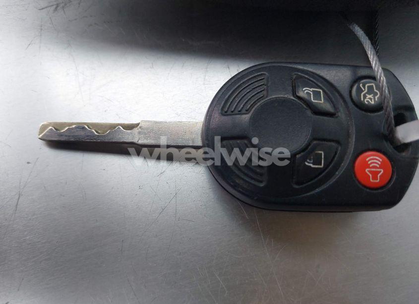 Photo 11 of 2014 Ford Focus SE (VIN 1FADP3F22EL262315)