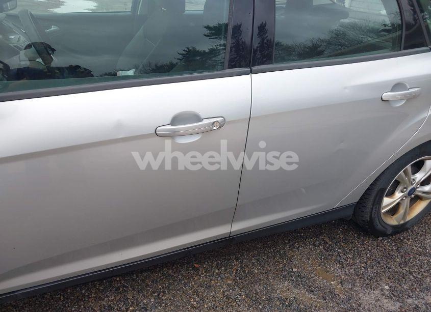 Photo 19 of 2014 Ford Focus SE (VIN 1FADP3F22EL262315)