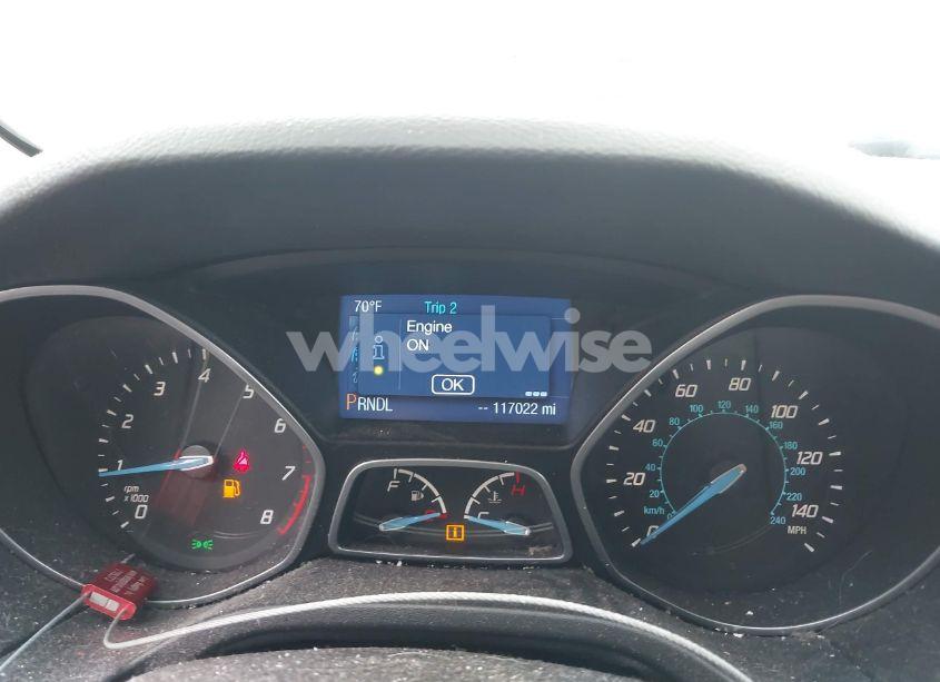 Photo 7 of 2014 Ford Focus SE (VIN 1FADP3F22EL262315)