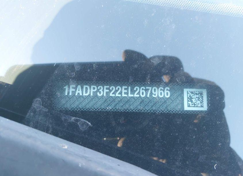 Photo 9 of 2014 Ford Focus SE (VIN 1FADP3F22EL267966)