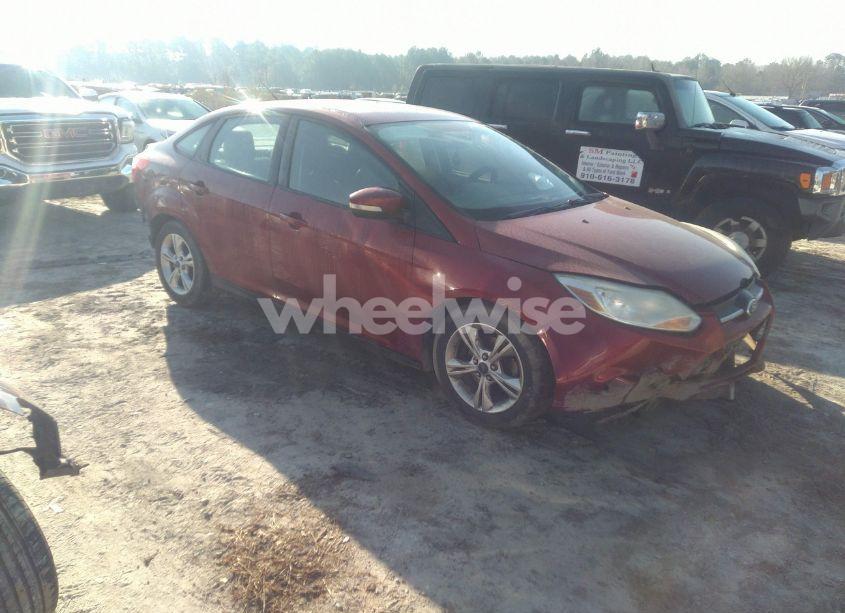 2014 Ford Focus SE (VIN 1FADP3F22EL278420) main photo
