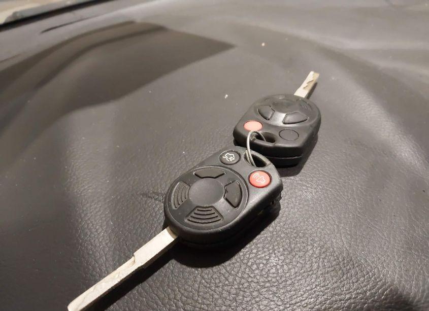 Photo 11 of 2014 Ford Focus SE (VIN 1FADP3F22EL314395)