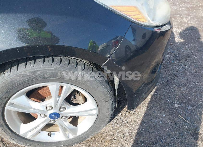 Photo 6 of 2014 Ford Focus SE (VIN 1FADP3F22EL348661)