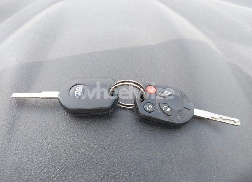 Photo 11 of 2014 Ford Focus SE (VIN 1FADP3F22EL373074)