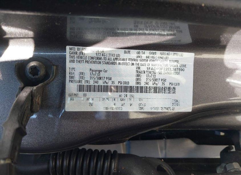 Photo 9 of 2014 Ford Focus SE (VIN 1FADP3F22EL387590)