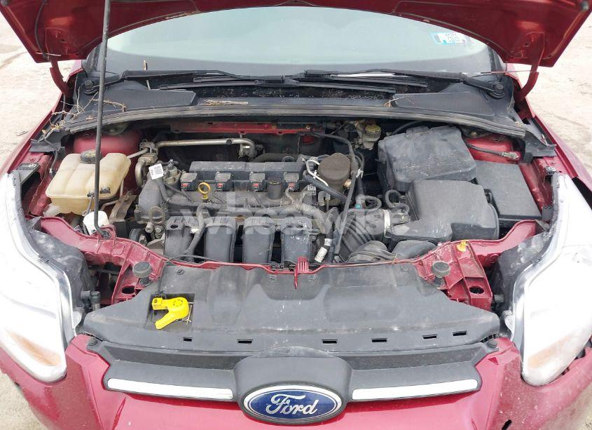 Photo 10 of 2014 Ford Focus SE (VIN 1FADP3F22EL404825)