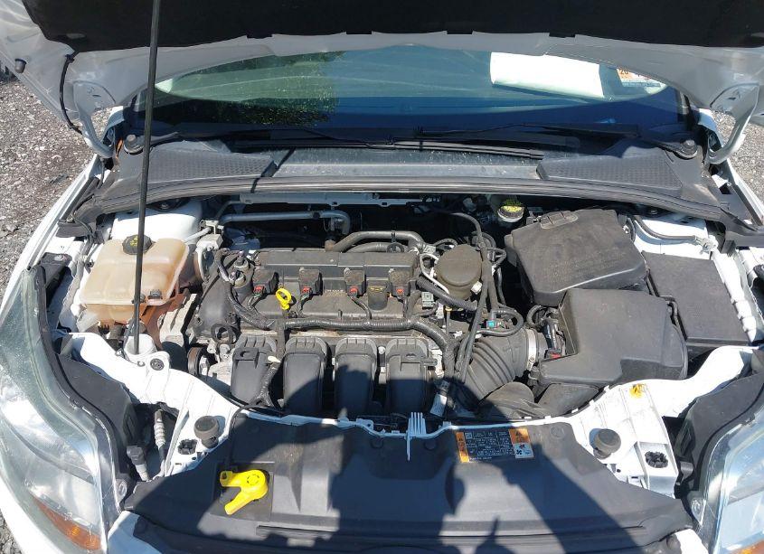 Photo 10 of 2014 Ford Focus SE (VIN 1FADP3F22EL446444)