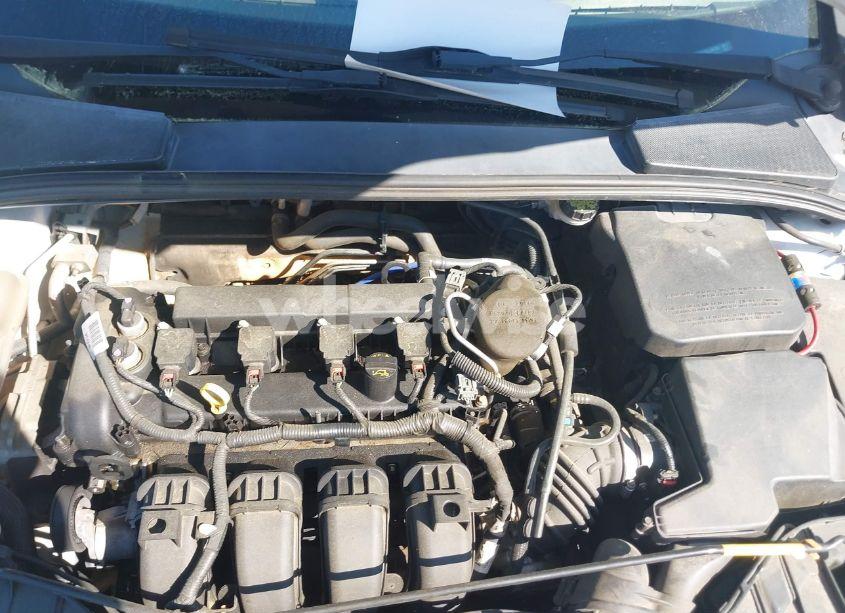 Photo 10 of 2014 Ford Focus SE (VIN 1FADP3F22EL458299)