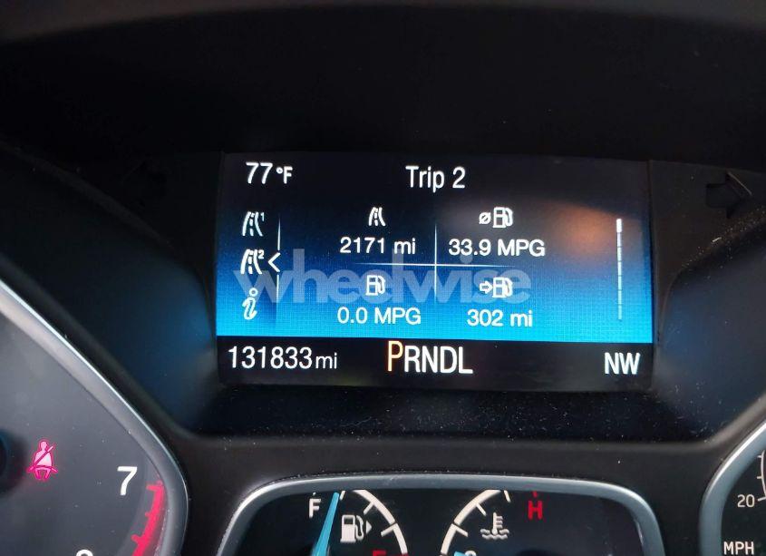 Photo 16 of 2015 Ford Focus SE (VIN 1FADP3F22FL202570)