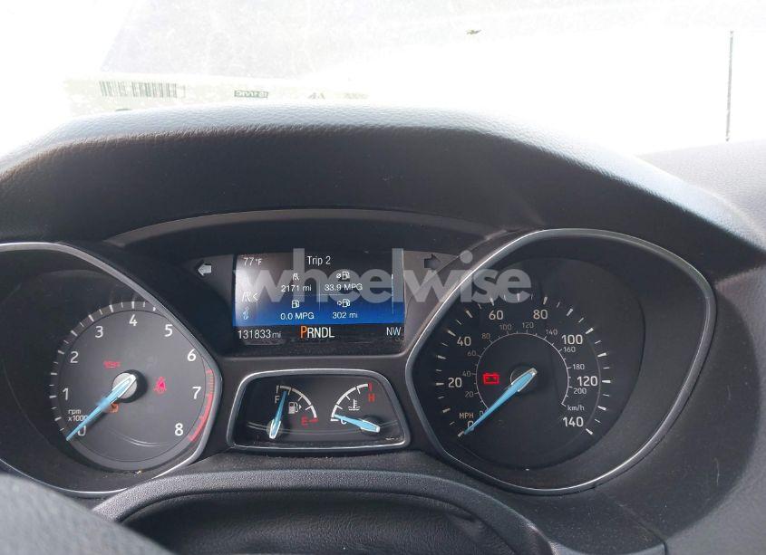 Photo 7 of 2015 Ford Focus SE (VIN 1FADP3F22FL202570)
