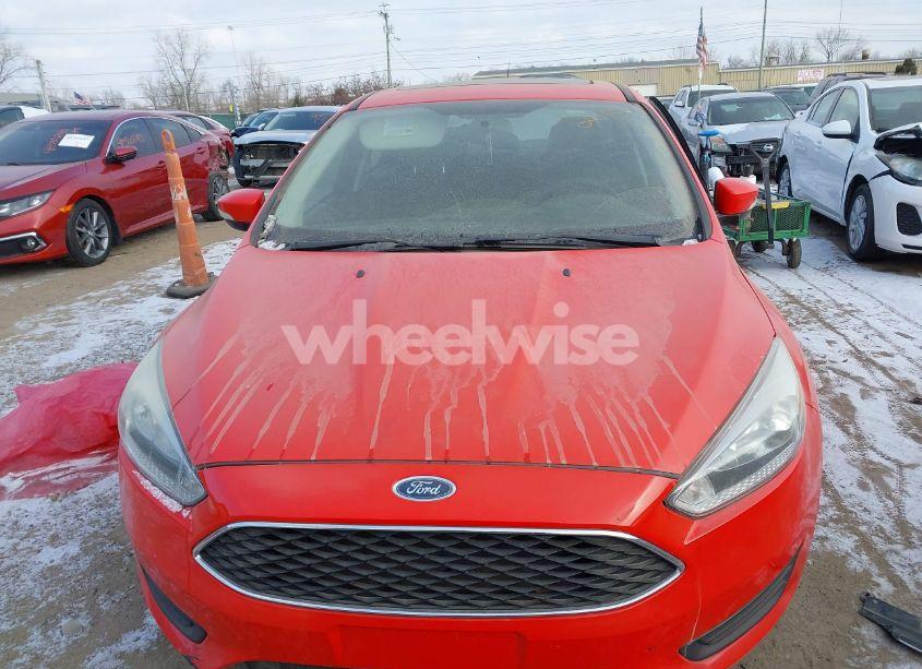 Photo 12 of 2015 Ford Focus SE (VIN 1FADP3F22FL203444)