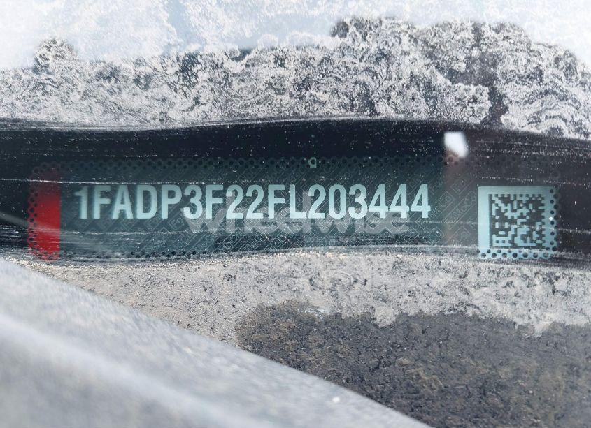 Photo 9 of 2015 Ford Focus SE (VIN 1FADP3F22FL203444)