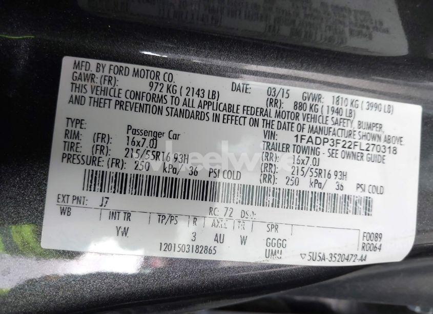 Photo 9 of 2015 Ford Focus SE (VIN 1FADP3F22FL270318)