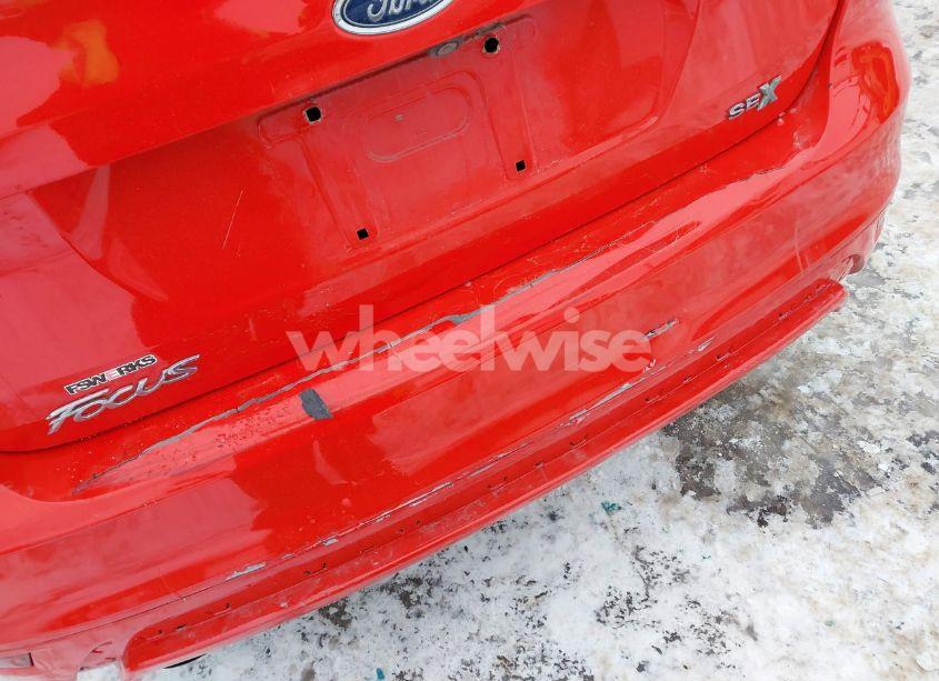 Photo 14 of 2015 Ford Focus SE (VIN 1FADP3F22FL332963)