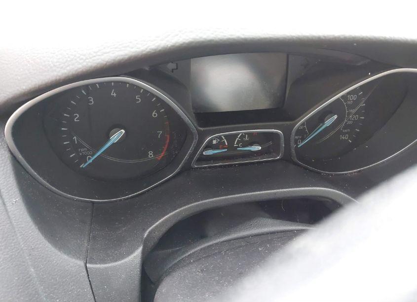 Photo 7 of 2015 Ford Focus SE (VIN 1FADP3F22FL383170)