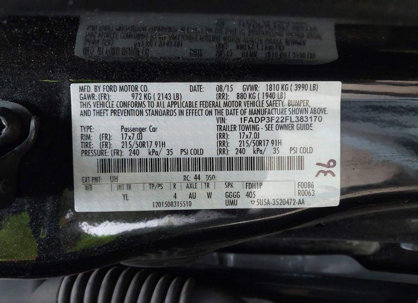 Photo 9 of 2015 Ford Focus SE (VIN 1FADP3F22FL383170)