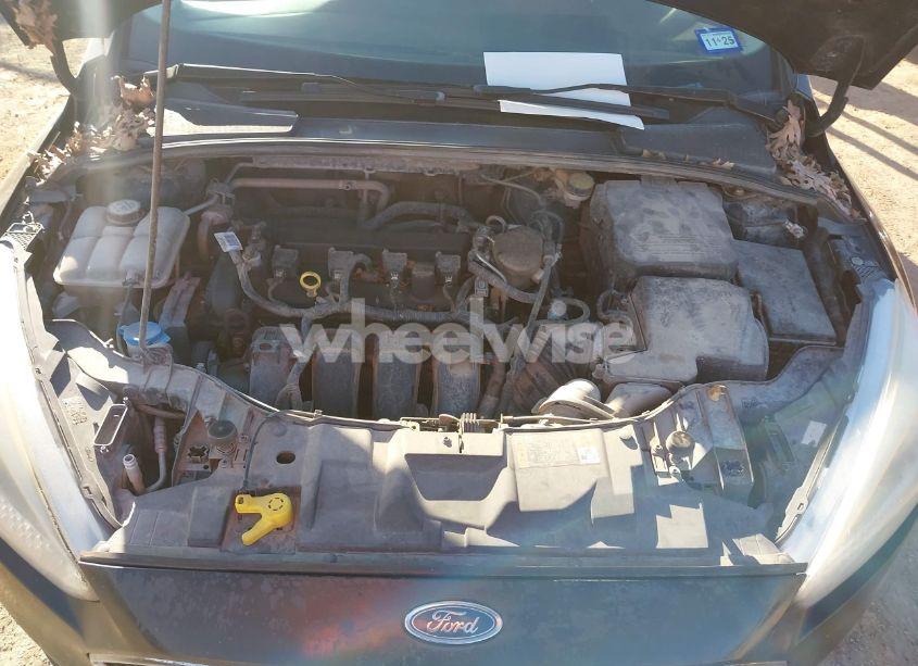 Photo 10 of 2016 Ford Focus SE (VIN 1FADP3F22GL244934)