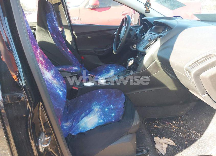 Photo 5 of 2016 Ford Focus SE (VIN 1FADP3F22GL244934)