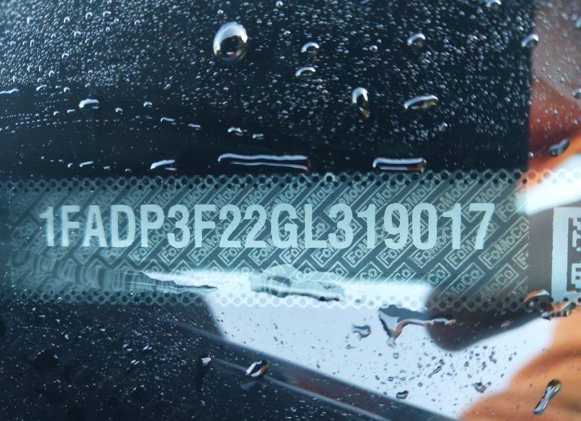 Photo 9 of 2016 Ford Focus SE (VIN 1FADP3F22GL319017)