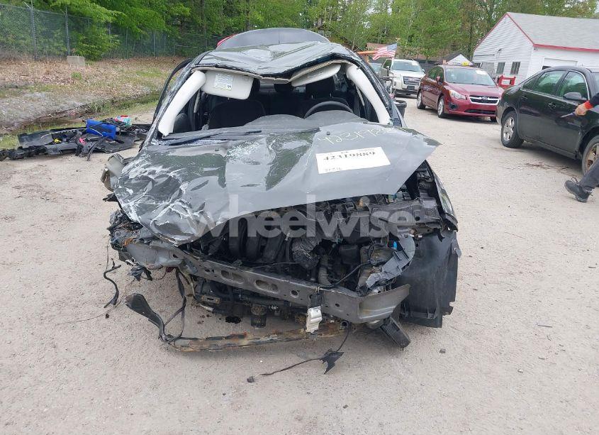 Photo 12 of 2016 Ford Focus SE (VIN 1FADP3F22GL327604)