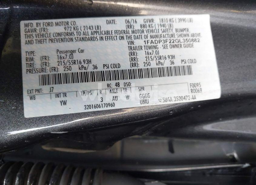 Photo 9 of 2016 Ford Focus SE (VIN 1FADP3F22GL350882)