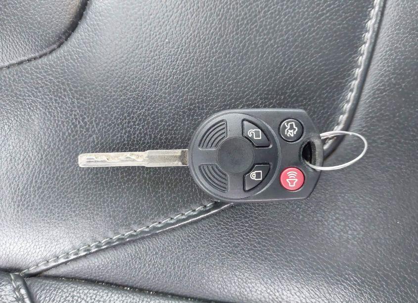 Photo 11 of 2016 Ford Focus SE (VIN 1FADP3F22GL354706)