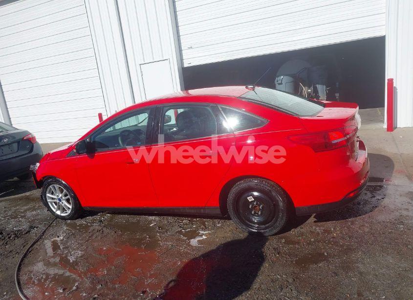 Photo 14 of 2016 Ford Focus SE (VIN 1FADP3F22GL360778)