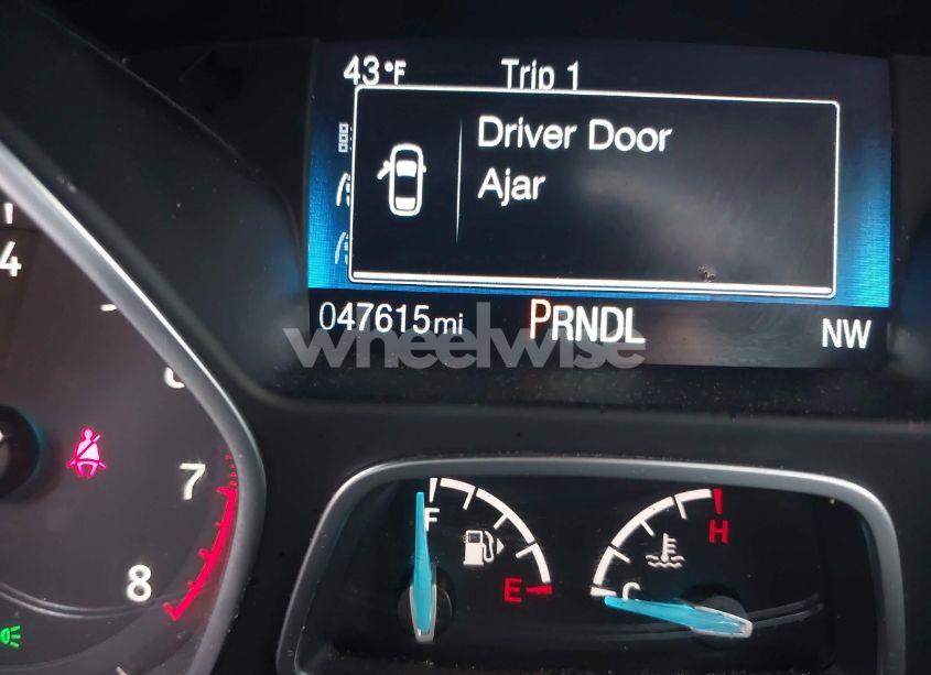 Photo 7 of 2017 Ford Focus SE (VIN 1FADP3F22HL201034)